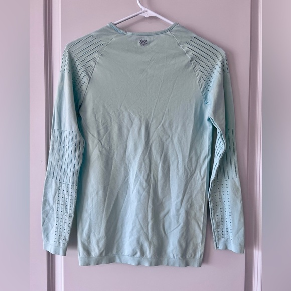 Forever 21 Blue/Green Long Sleeve Ribbed Workout Top - Picture 4 of 7